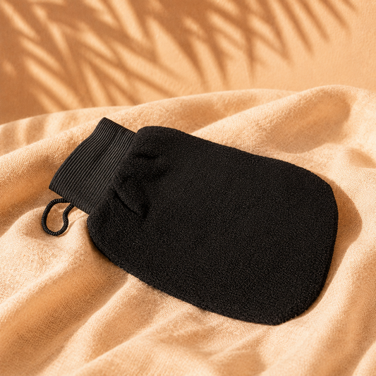 Sundipt Tan Prep Mitt on warm cream linen